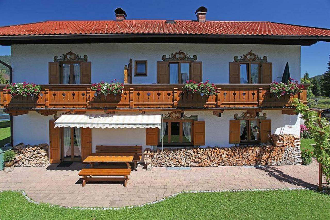 Gaestehaus Dreitorspitz * Krun